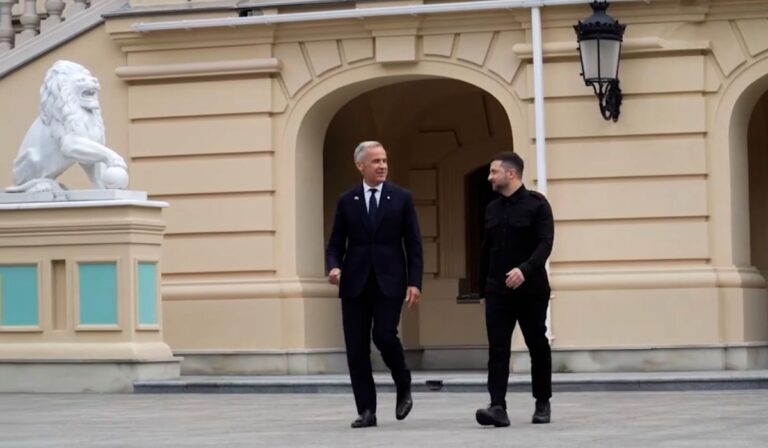 Függetlenség napja: Kanada miniszterelnöke Kijevben