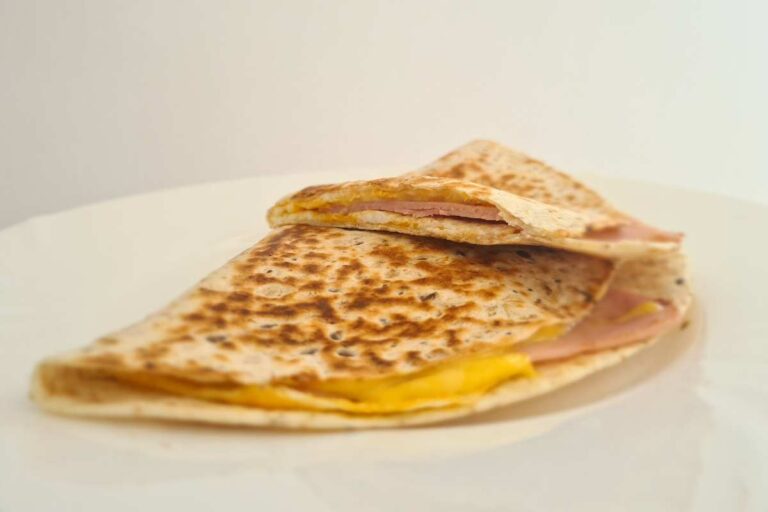 Tojásos-sonkás tortilla reggelire