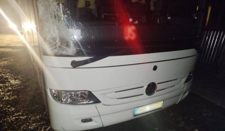 Buszsofőr gázolt el egy gyalogost Rahón