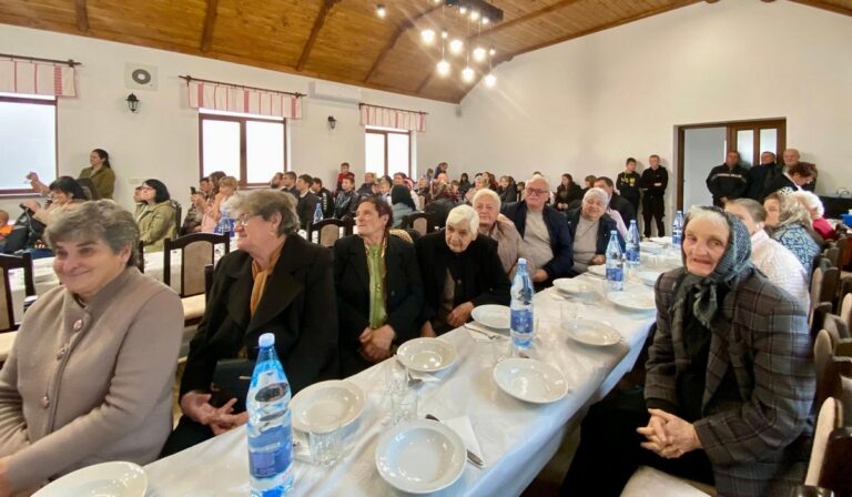 Az időseket méltatták október első hetében Batáron