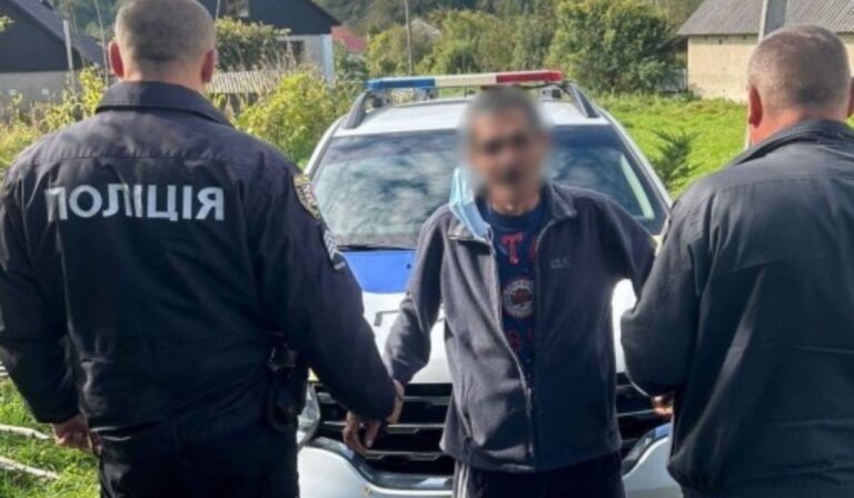 Konyhakéssel szúrta le fiát egy férfi a Huszti járásban