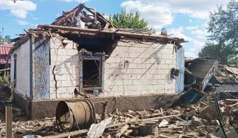 3 halottja és 29 sérültje van az éjszakai támadásoknak Zaporizzsja megyében