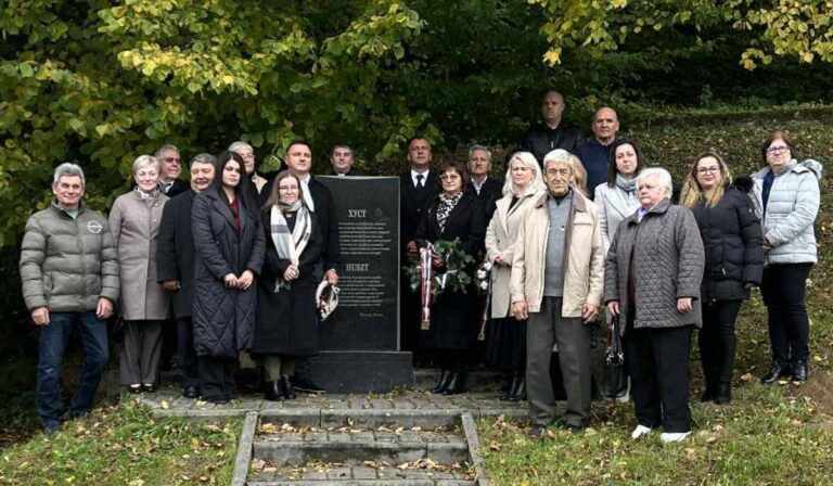 „Őrizzük a múlt tüzét” – Megemlékezés Bethlen Gáborról Huszton