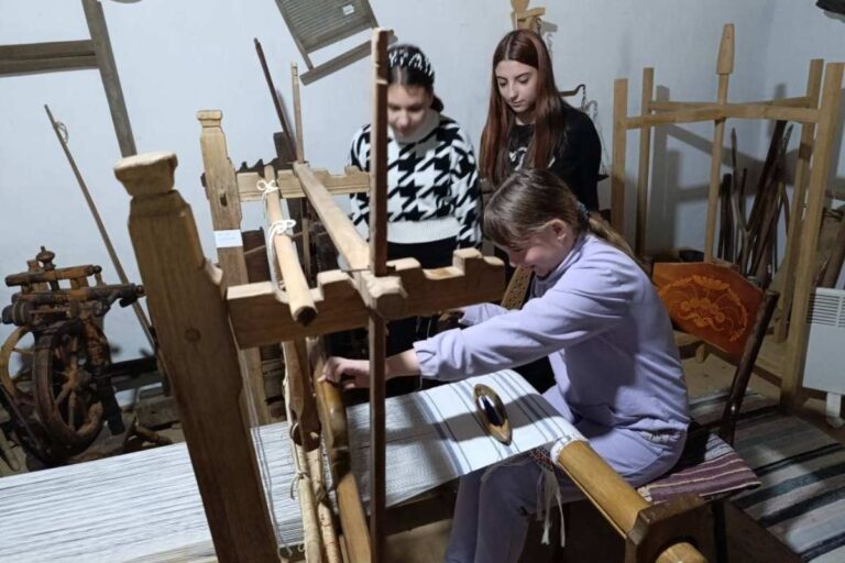 Szövés minden formában