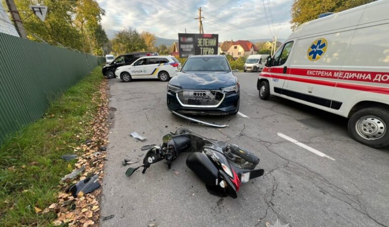 Robogó és személyautó ütközött Técsőn