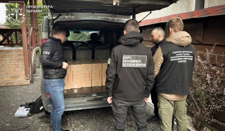 Jövedéki termékek hamisítóira csaptak le Kárpátalján
