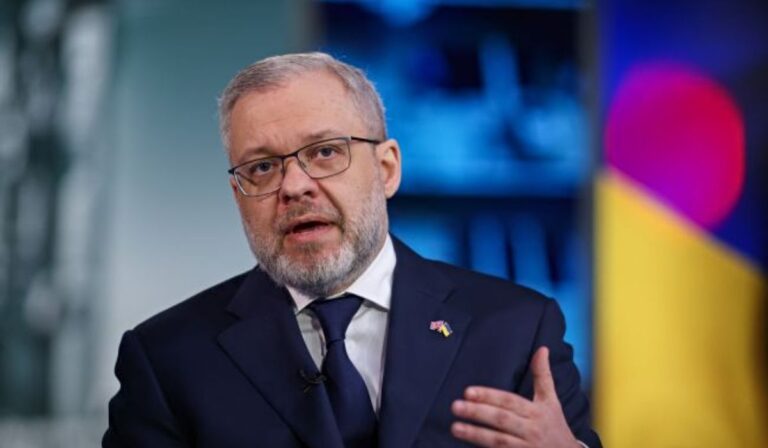Felfüggesztették Haluscsenkót igazságügyi miniszteri tisztségéből
