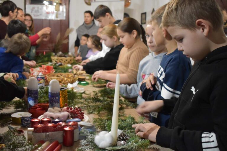 Adventi ünnepváró foglalkozást tartottak a Nagyberegi Tájházban