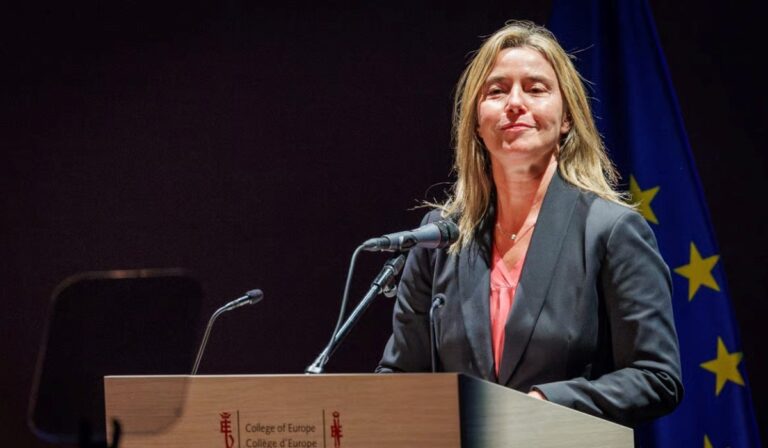 Lemondott a korrupció gyanújába keveredett Federica Mogherini