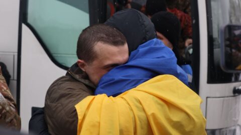 február fogolycsere