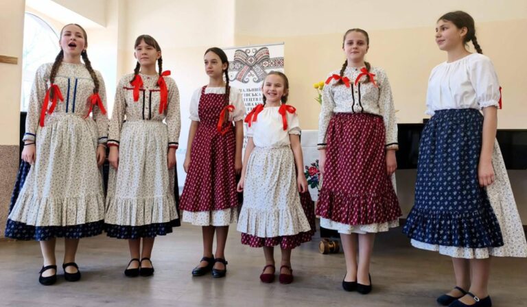 A Tulipán Tanoda növendékeinek sikerei a „Pacsirta” népdalversenyen