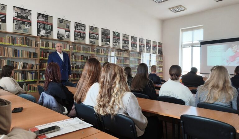„Hogyan lehet belőled király?” – motivációs előadás a Rákóczi Egyetemen