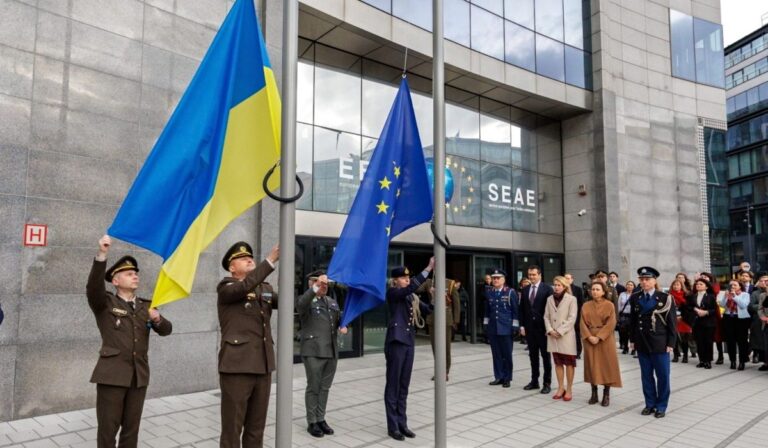 Uniós külügyminiszterek érkeztek Kijevbe