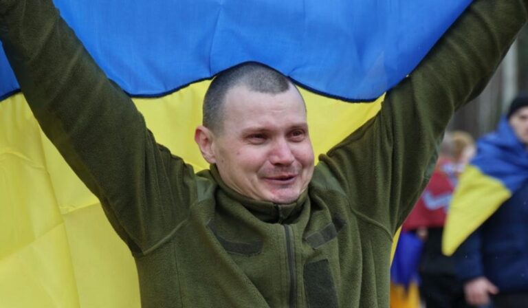 Україна повернула додому 175 полонених воїнів