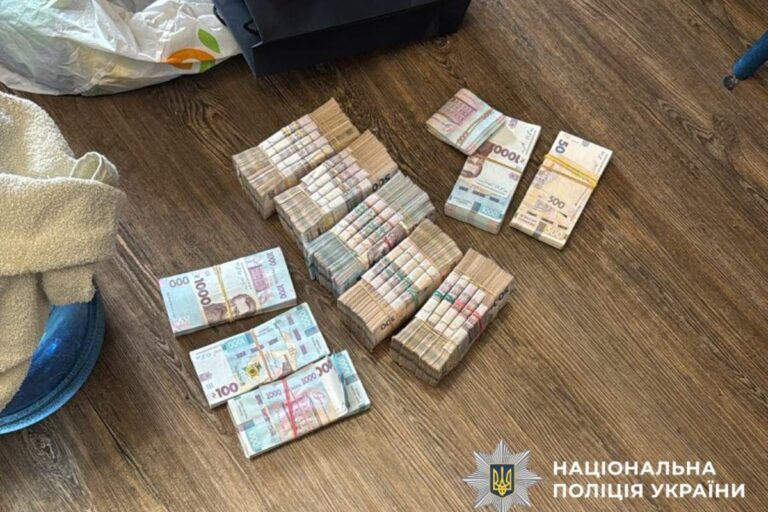 Több millió hrivnya értékű pénzmosás a hadsereg beszállítójánál