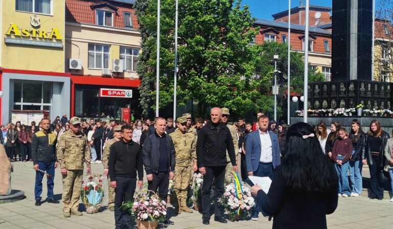 A csernobili atomkatasztrófa likvidátoraira emlékeztek Beregszászban