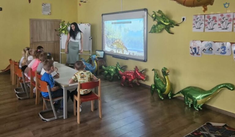 „Ősvilág és Dínókaland” a tiszaágteleki óvodában
