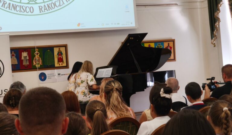 Kezdetét vette a II. ZeneVarázslat klasszikus zenei tábor Beregszászban