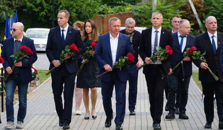 Magyar testvérvárosok küldöttségei érkeztek Ungvárra
